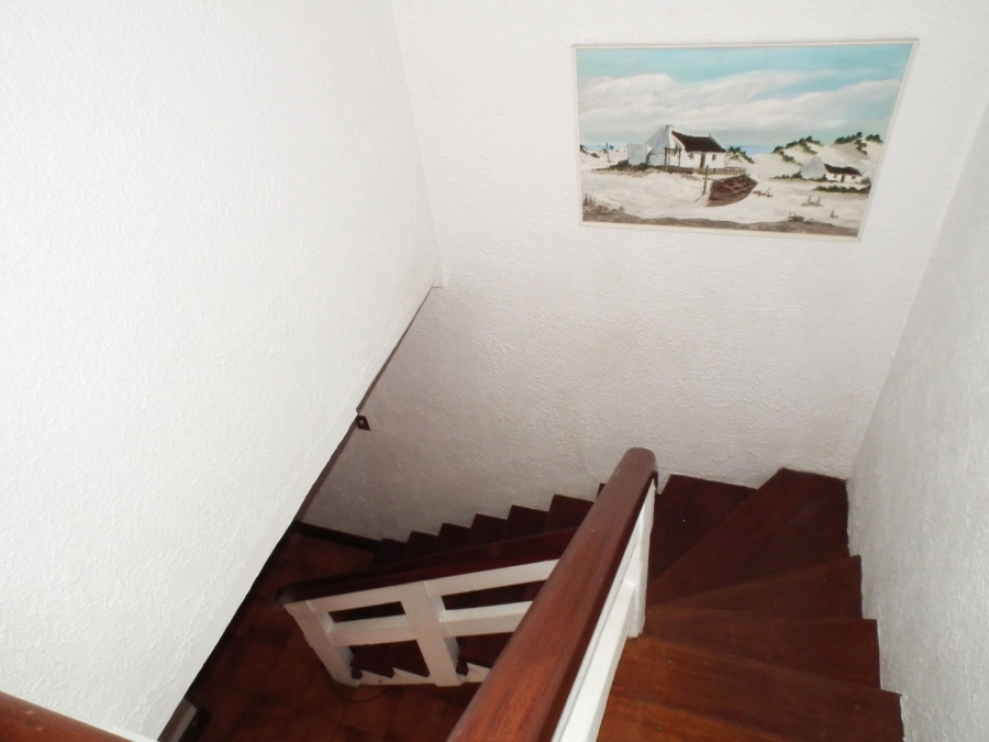 6 Bedroom Property for Sale in Buitenverwagting Western Cape